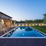 Villa Eightyfour Living With Private Pool *