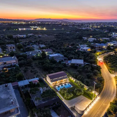 Eightyfour Living With Private Pool Villa