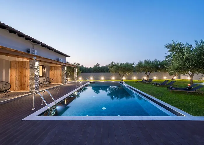 Villa Eightyfour Living With Private Pool *