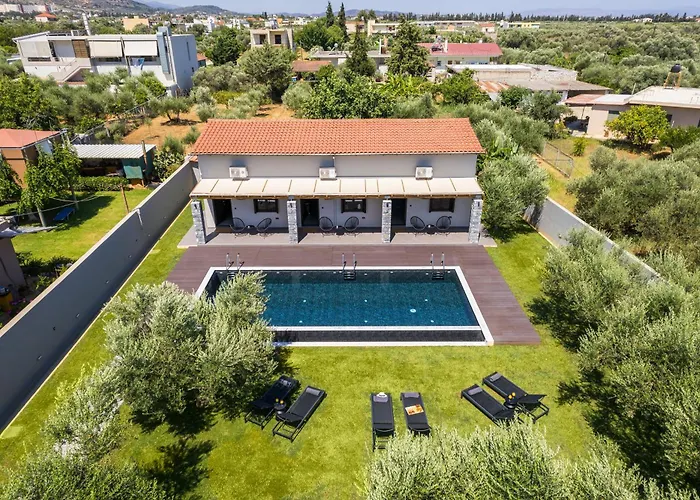 Villa Eightyfour Living With Private Pool