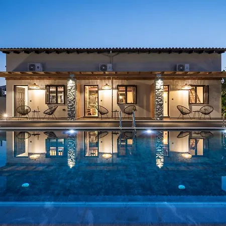 Eightyfour Living With Private Pool * Chania (Crete)