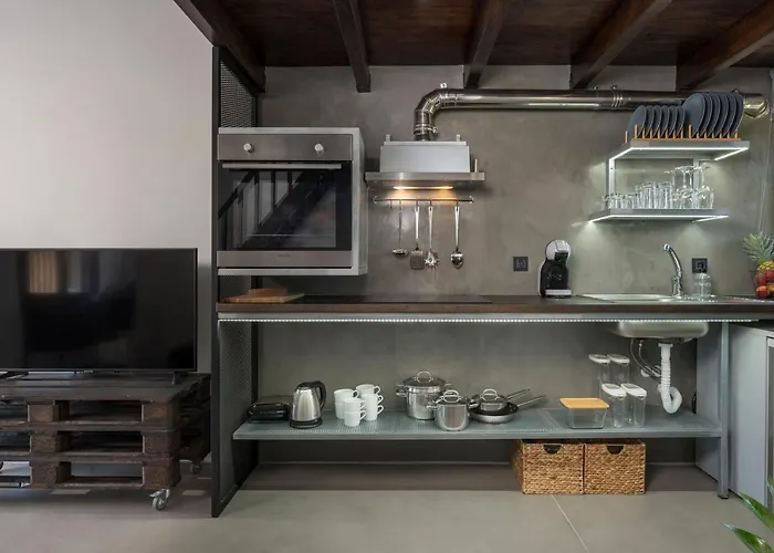 Eightyfour Living With Private Pool * La Canée