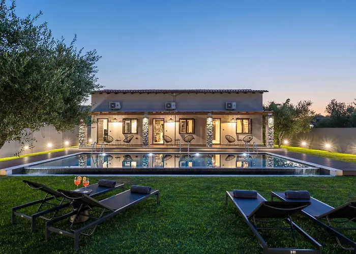 Eightyfour Living With Private Pool Villa *